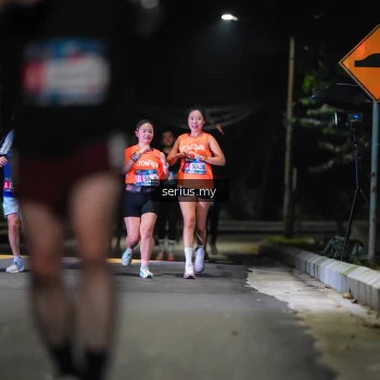 Runner Photo 3642692