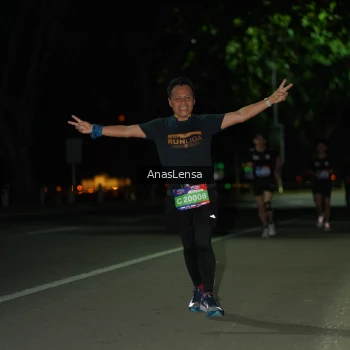 Runner Photo 3642759