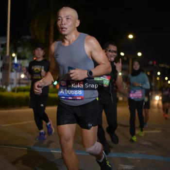 Runner Photo 3642873