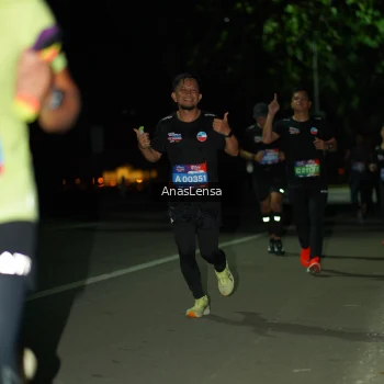 Runner Photo 3642946