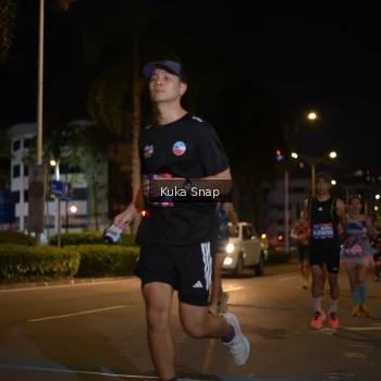 Runner Photo 3642976