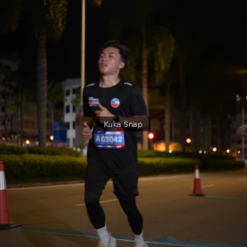 Runner Photo 3643001