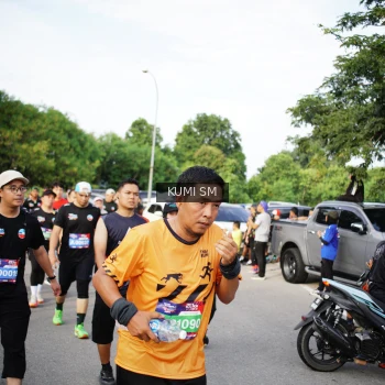 Runner Photo 3643066