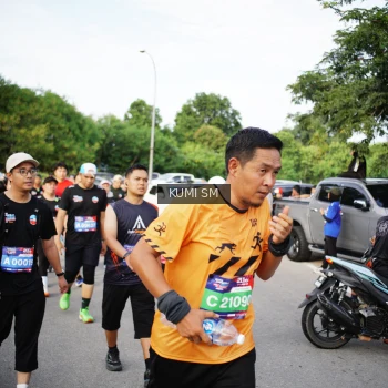Runner Photo 3643074