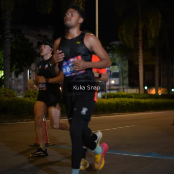 Runner Photo 3643251