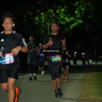 Runner Photo 3643362