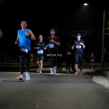 Runner Photo 3643365
