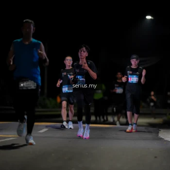 Runner Photo 3643387