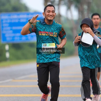 Runner Photo 3643431