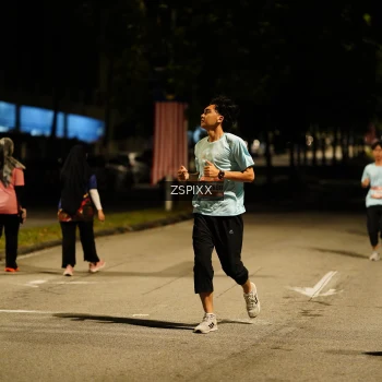 Runner Photo 3643662