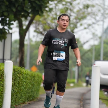 Runner Photo 3643746