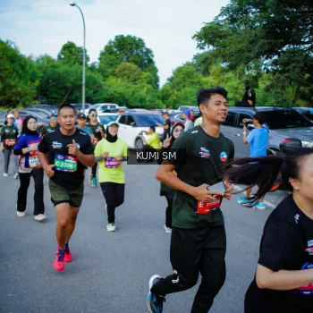 Runner Photo 3644516