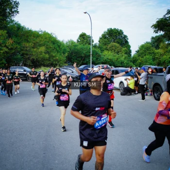 Runner Photo 3644876