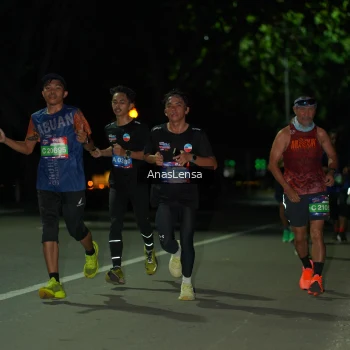 Runner Photo 3645072