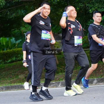 Runner Photo 3645076