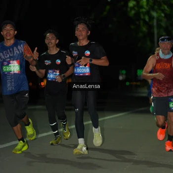 Runner Photo 3645134