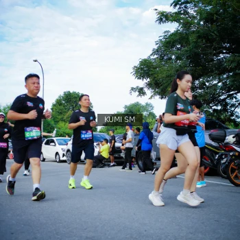 Runner Photo 3645337