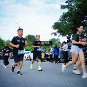 Runner Photo 3645345