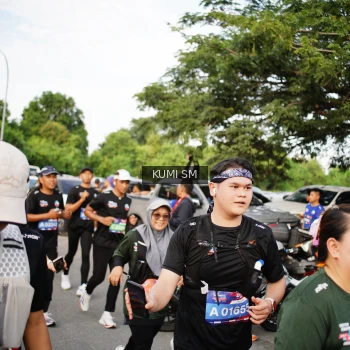 Runner Photo 3645393