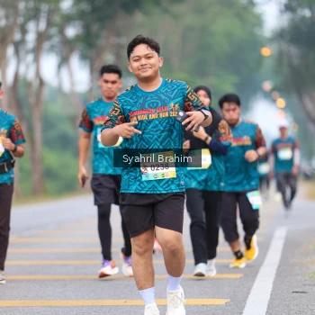 Runner Photo 3645405