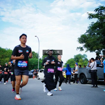 Runner Photo 3645419