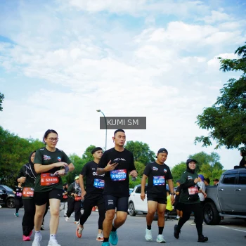 Runner Photo 3645683