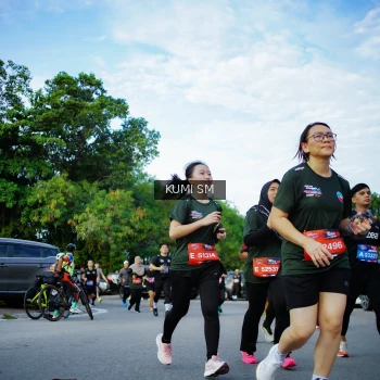 Runner Photo 3645715