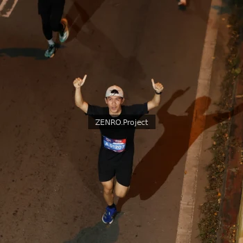 Runner Photo 3645870