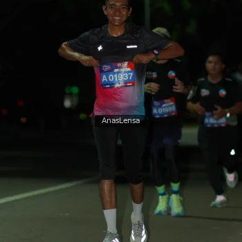 Runner Photo 3645875