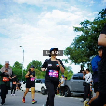 Runner Photo 3645943