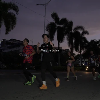 Runner Photo 3646015