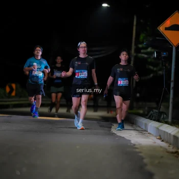 Runner Photo 3646035