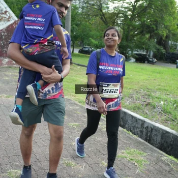 Runner Photo 3646070