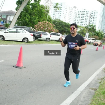 Runner Photo 3646072