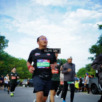 Runner Photo 3646176