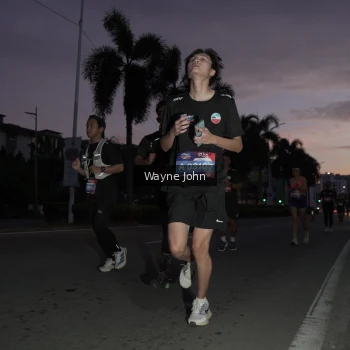 Runner Photo 3646194