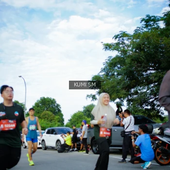 Runner Photo 3646200