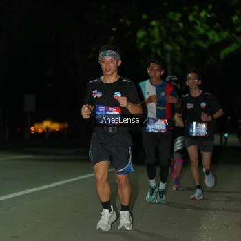 Runner Photo 3646228
