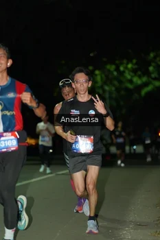 Runner Photo 3646301
