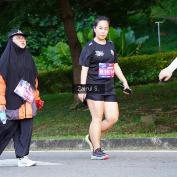 Runner Photo 3646390