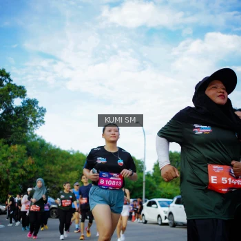 Runner Photo 3646453