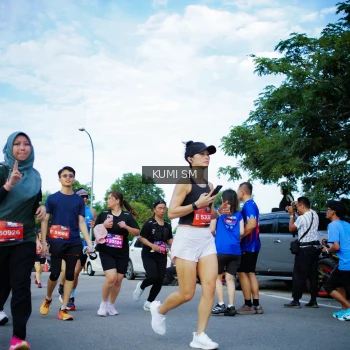 Runner Photo 3646618