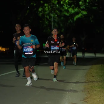 Runner Photo 3646643