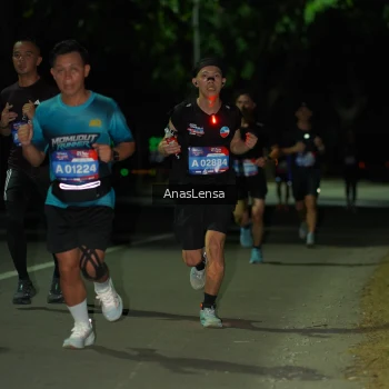 Runner Photo 3646689