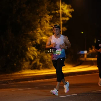 Runner Photo 3646695
