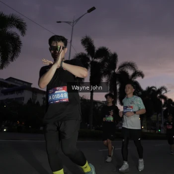 Runner Photo 3646703
