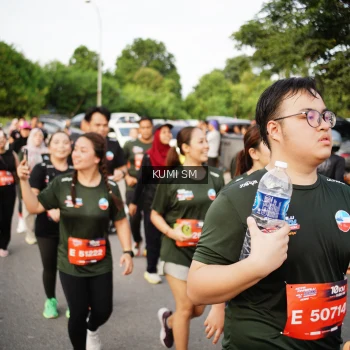Runner Photo 3646734