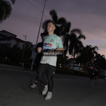Runner Photo 3646749