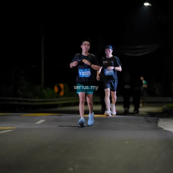 Runner Photo 3646755