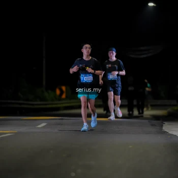 Runner Photo 3646757